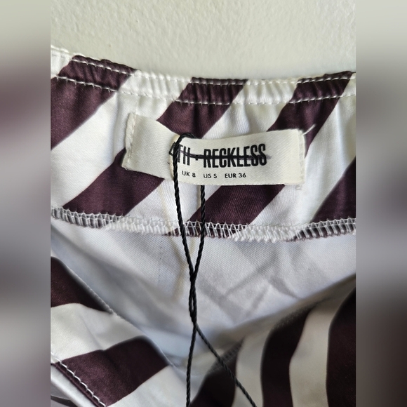 4th & Reckless (sold at ASOS), Bandeau Satin Scarf Top, Cream/Brown, Size Small - Picture 9 of 11